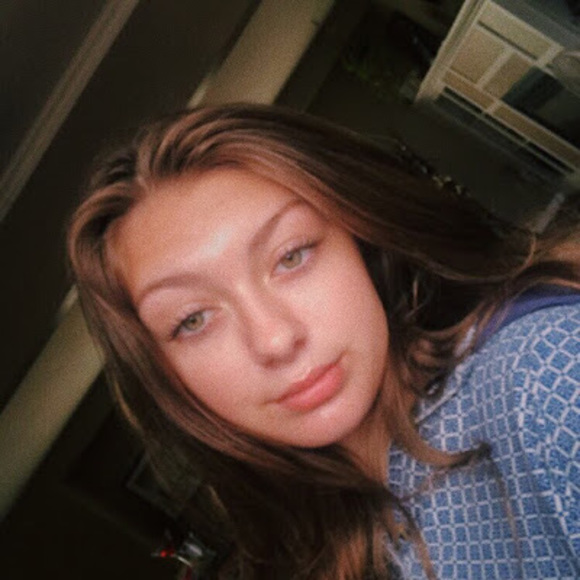 Meet your Posher, Mya - Picture 1 of 1